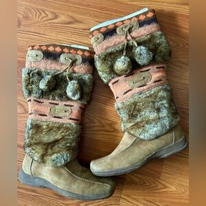 Bumper Snowy Owl Winter Fur Pom Pom Boots Size 39/8.5